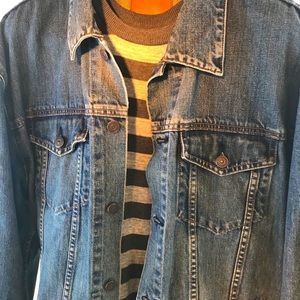 Men’s Gap denim jacket